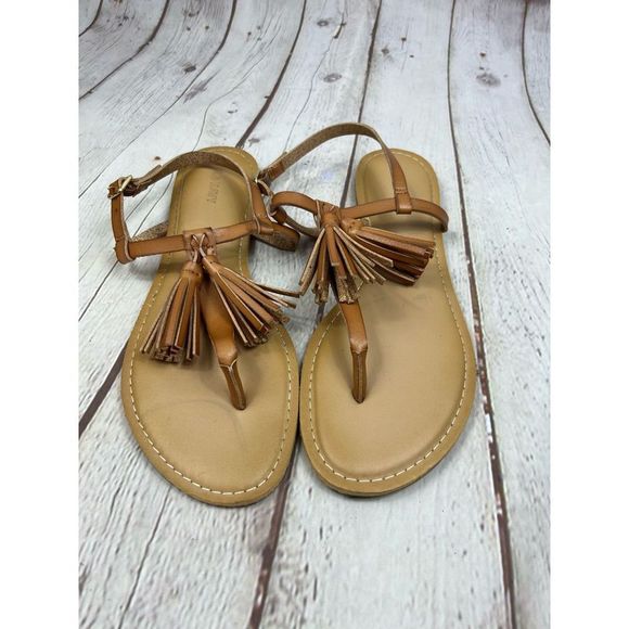 Two pair of sandals women’s one tan and the other brown size 10￼ - Picture 6 of 9
